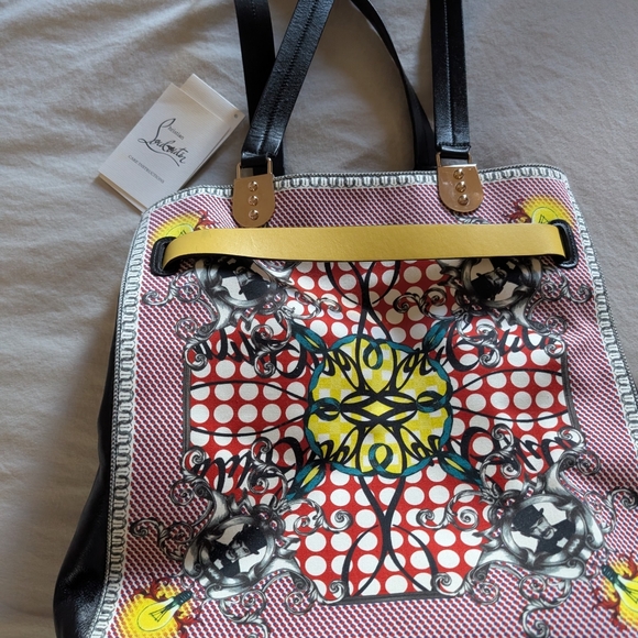 Christian Louboutin Shoulder Bag. - Picture 4 of 10